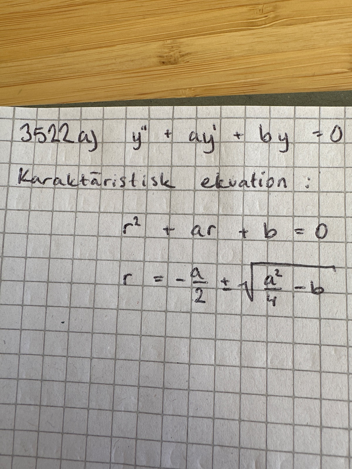 Bestäm Ekvationen (Matematik/Matte 5/Differentialekvationer) – Pluggakuten